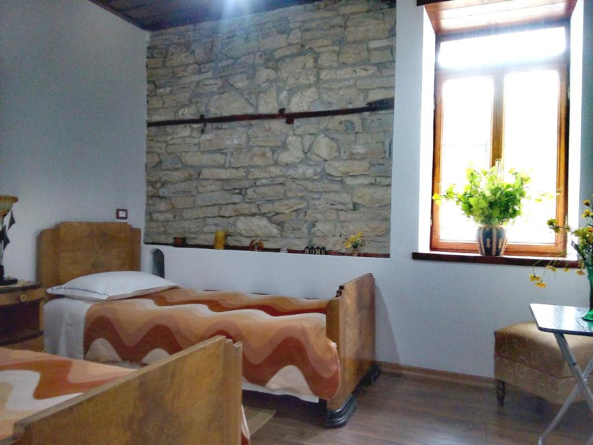 Guesthouse Celo Гирокастра Экстерьер фото