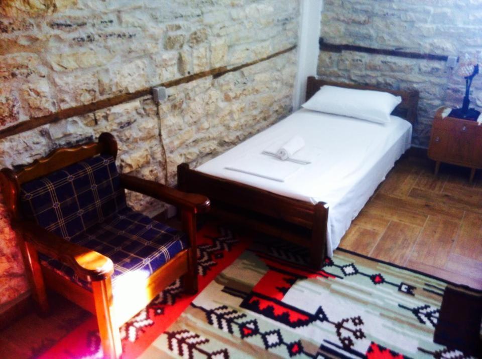 Guesthouse Celo Гирокастра Экстерьер фото