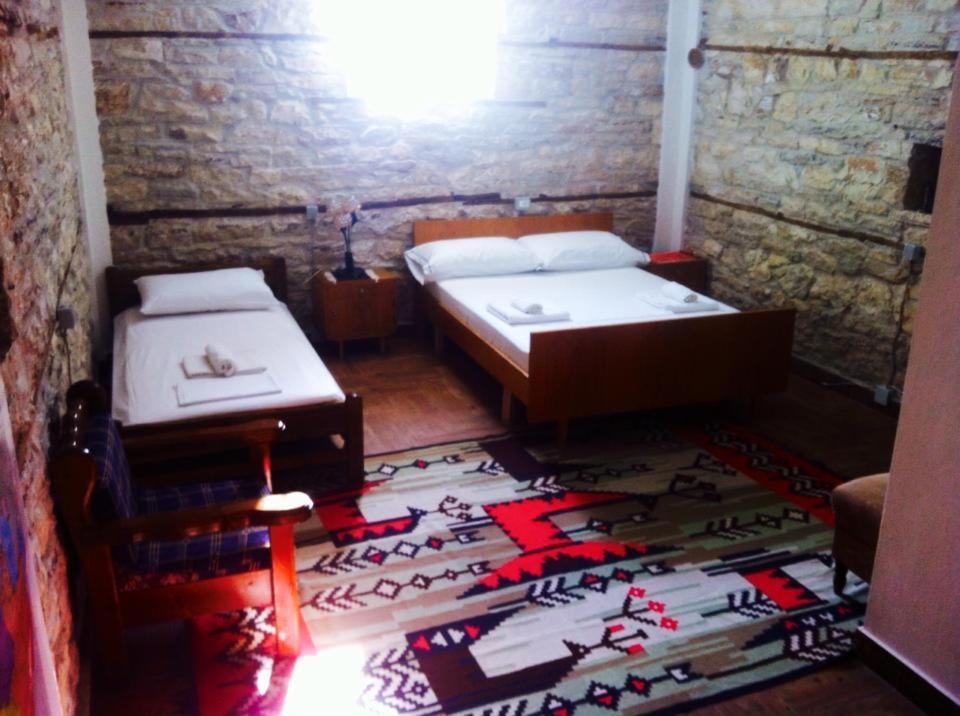 Guesthouse Celo Гирокастра Экстерьер фото